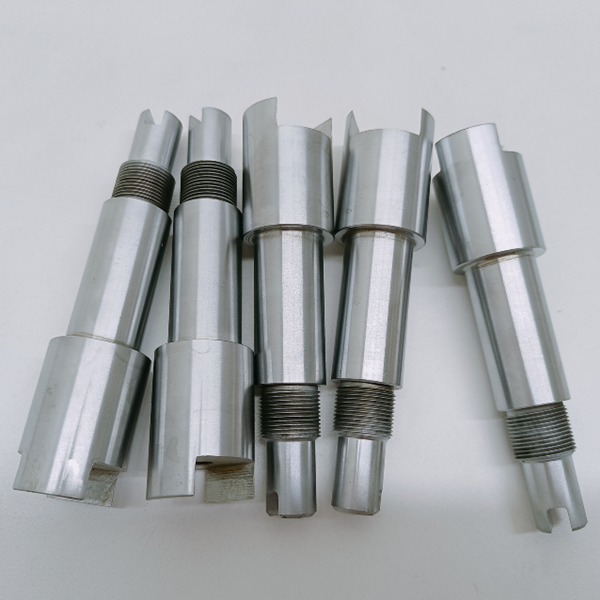 Вращающийся вал