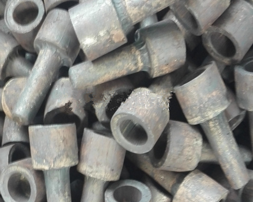 кованая заготовка с подвижным центром из стали 45-MWMECHPARTS